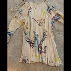 Free People ~ Cold Shoulder ~ Long Sleeved Mini Dress/Long Top!